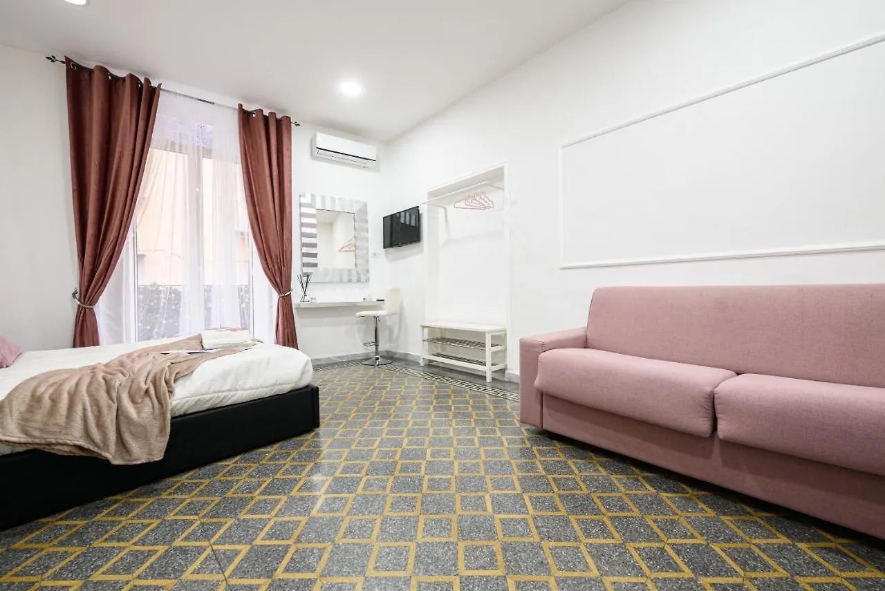 Random B&B Naples